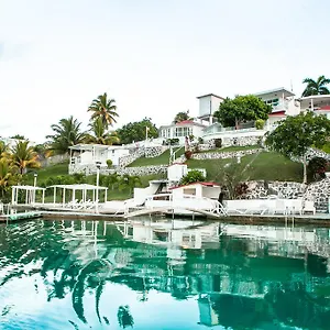 Hotel Laguna